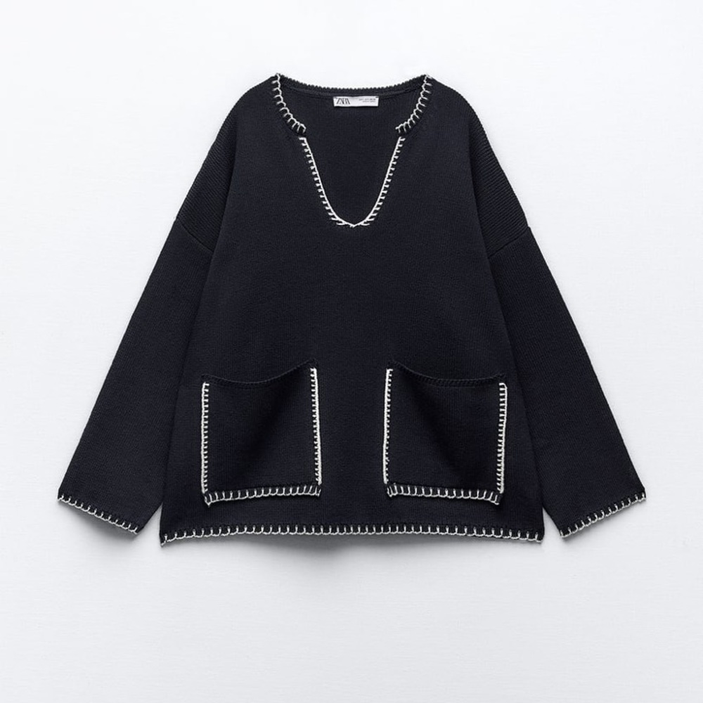 Zara Topstitched Knit Sweater in Navy Blue size Small